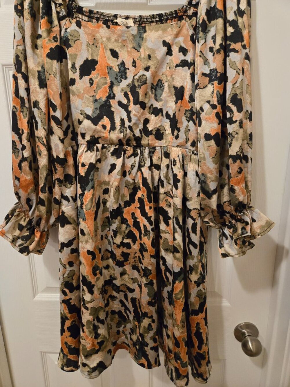 Entro Abrstract square neck mini dress - Picture 3 of 14